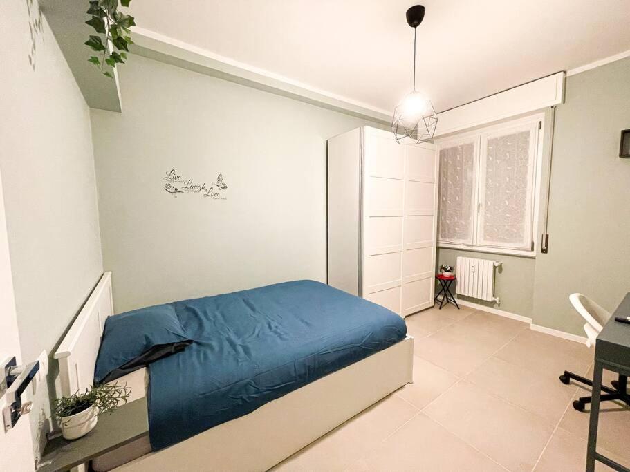 III - Cozy Single Room A Милан Экстерьер фото